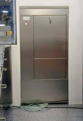 lab washer for small components
