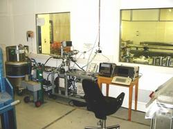 pumstation with leak detector and RGA