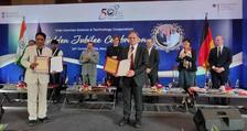 Signing of the cooperation agreement 'India@DESY' in New Delhi 2024 (Picture: DESY)